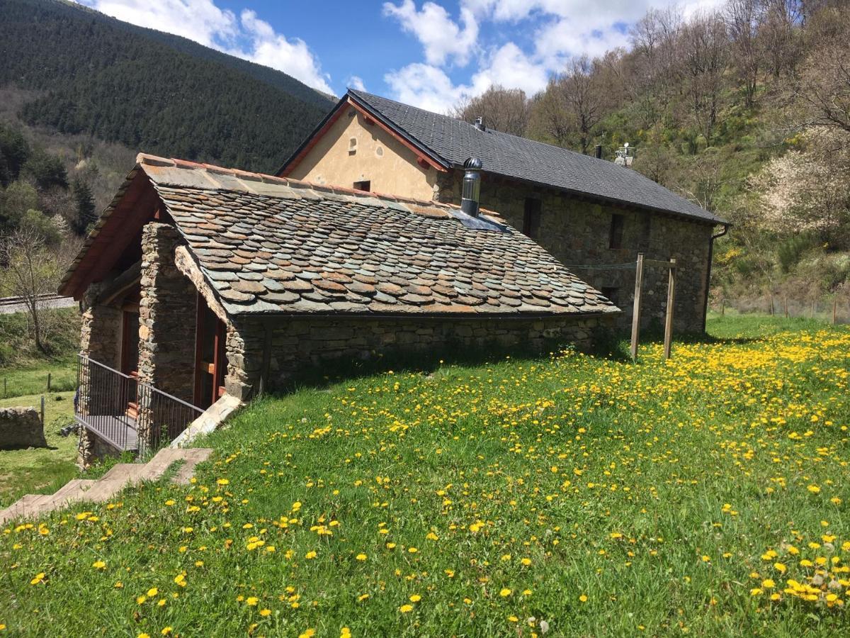 Can Bertran Fornells de la Muntanya Exterior photo